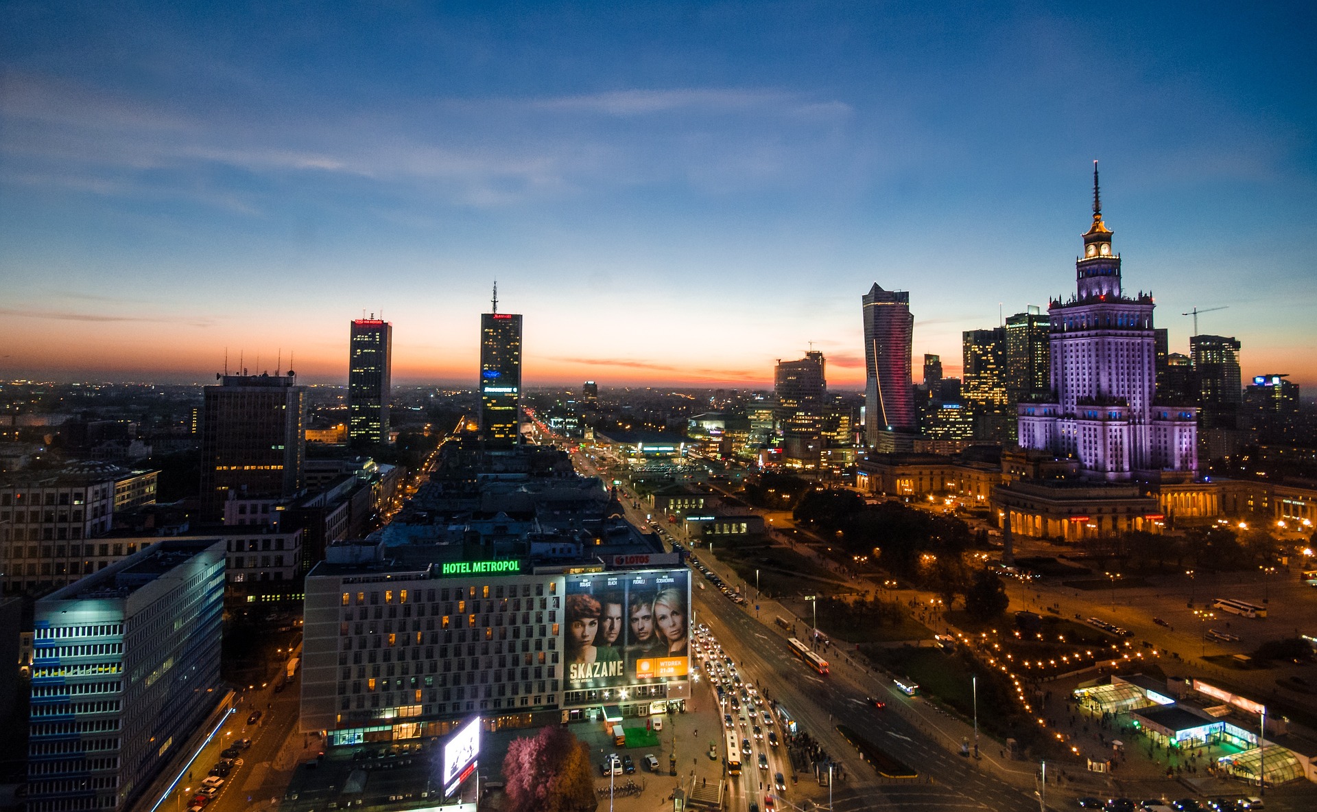 Varšava: Místo setkání minulosti s budoucností